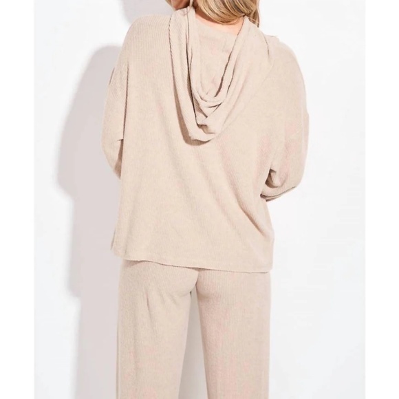 Phil Love - Christmas Ribbon Loungewear Pajama Set Size Medium NWOT - Picture 3 of 5